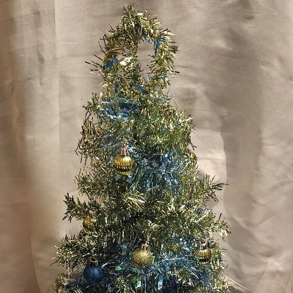 Wreath & Tree Combo - Picture 6 of 7